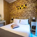 Luna No3 * Corfu (city)