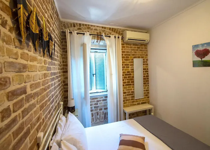 Luna No3 Apartment